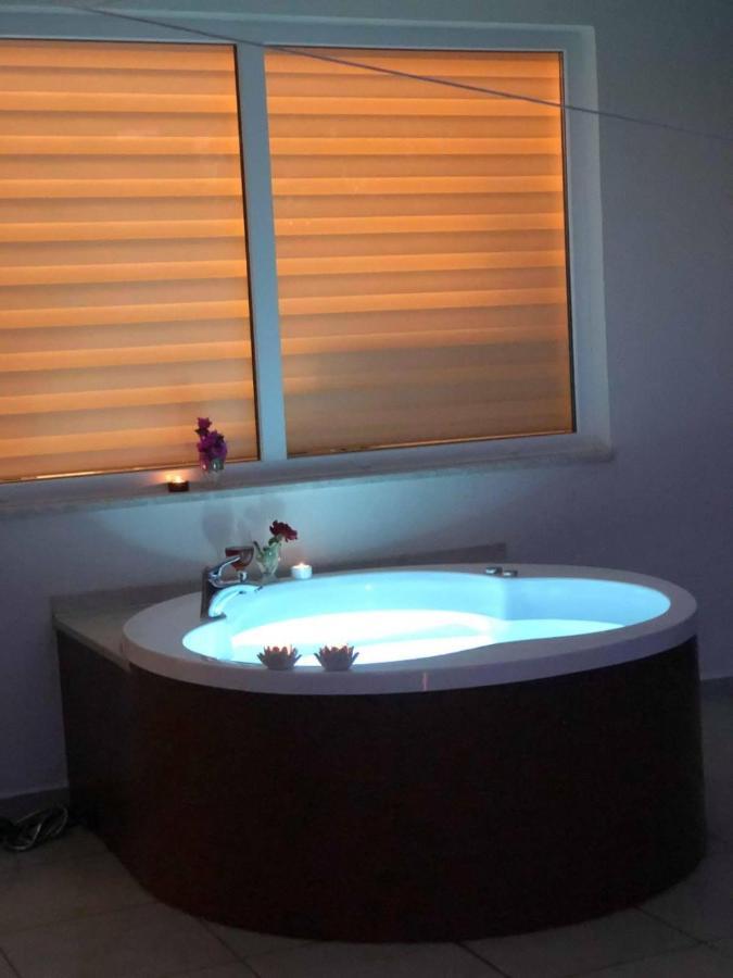 Babylon Luxury Villa With Private Pool And Indoor Heated Pool Side Eksteriør bilde