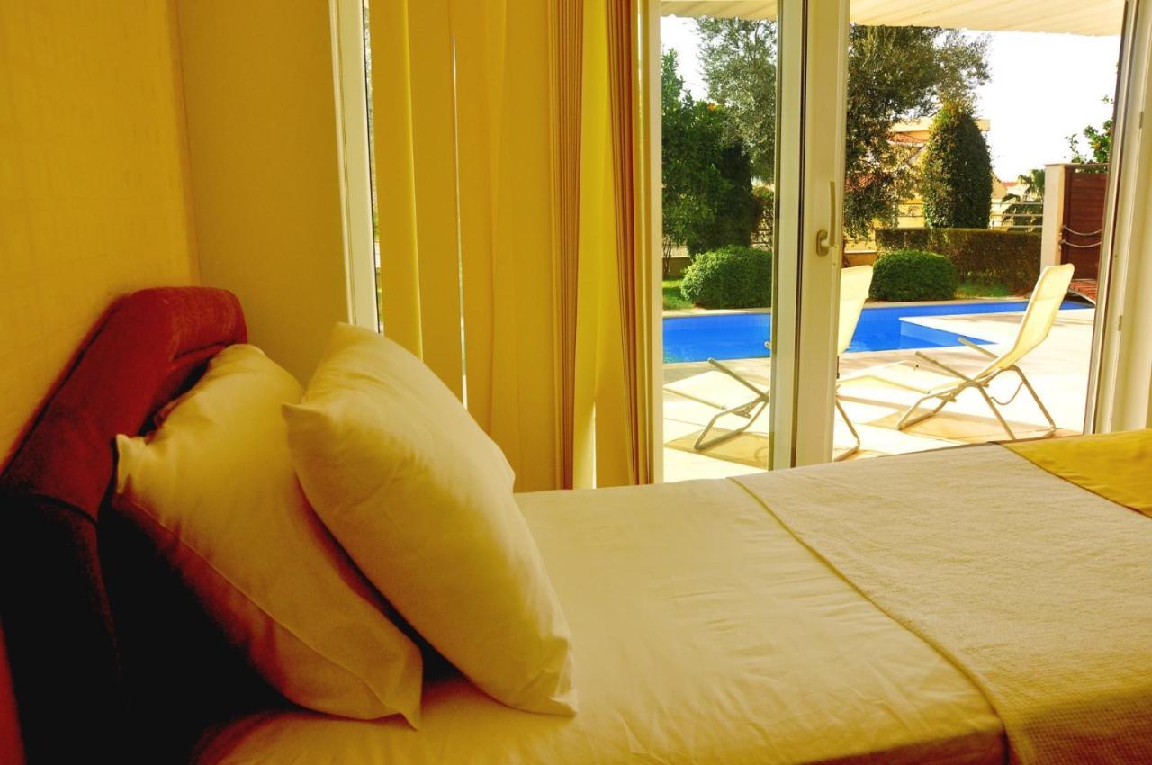 Babylon Luxury Villa With Private Pool And Indoor Heated Pool Side Eksteriør bilde